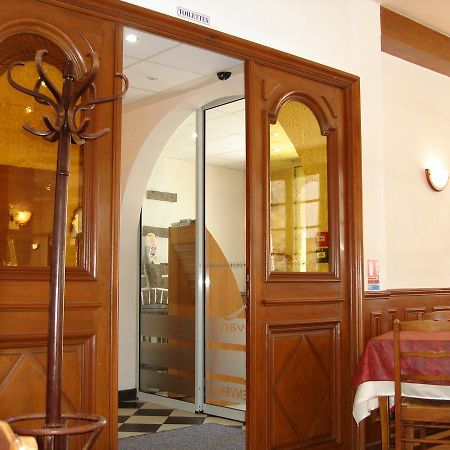 Hotel Le Levant à Besse-et-Saint-Anastaise Extérieur photo