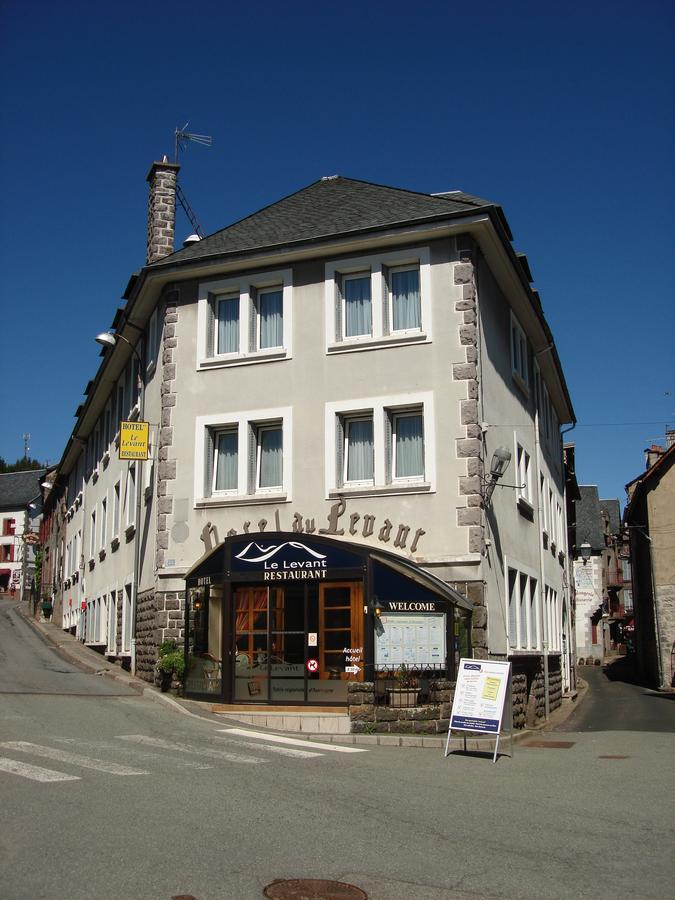 Hotel Le Levant à Besse-et-Saint-Anastaise Extérieur photo